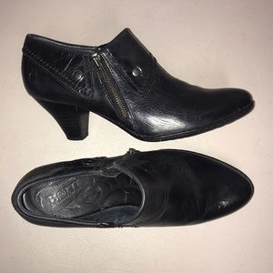 BORN Black Ankle Boots Size 10 *Nice*